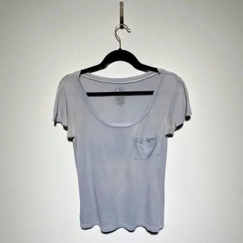 CHARLOTTE RUSSE WOMENS LIGHT GREY WIDE POCKET TEE